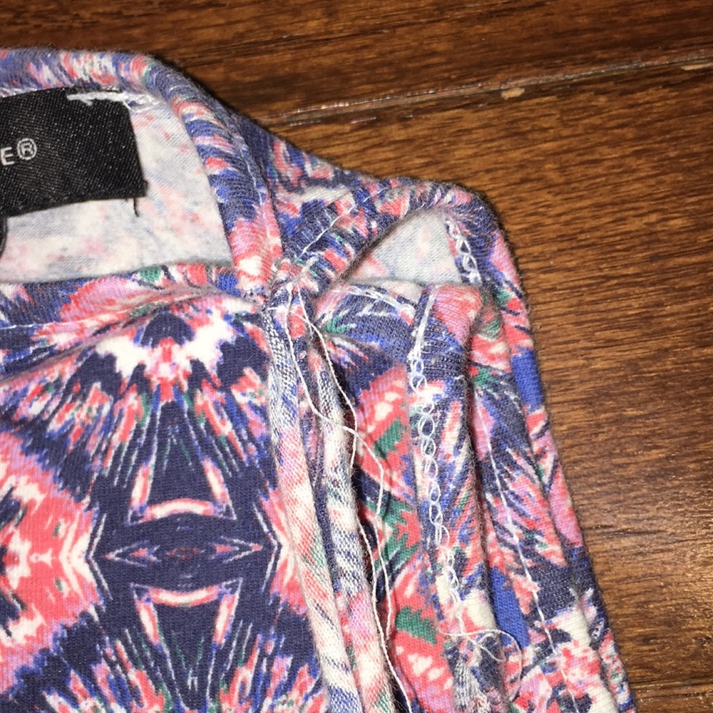 Crop top - Picture 2 of 2